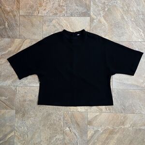 Uniqlo Women's Black Top L Minimalist Simple Elegant Must Have Chic